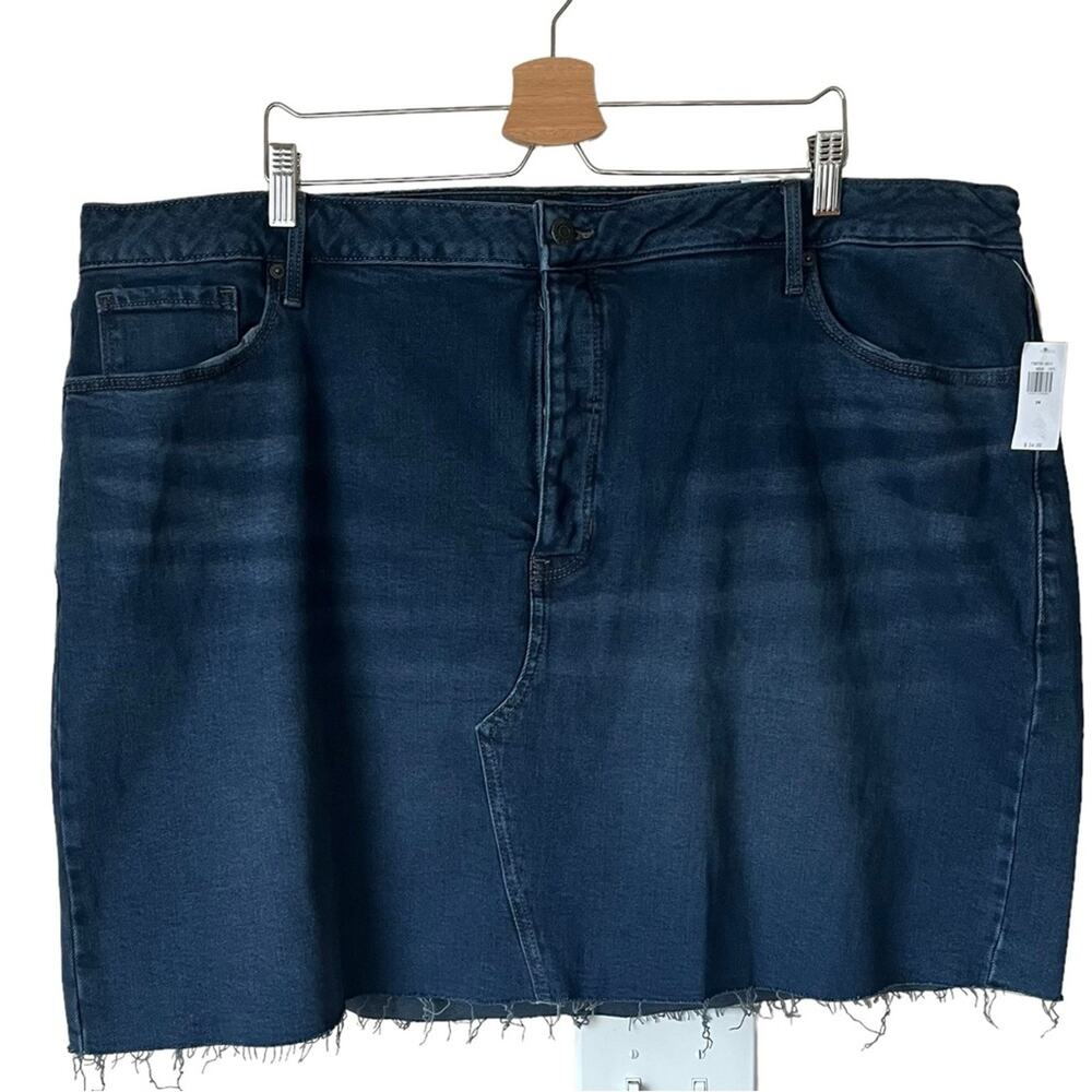 Old Navy Denim Skirt Secret  Slimming Pockets Size 24
